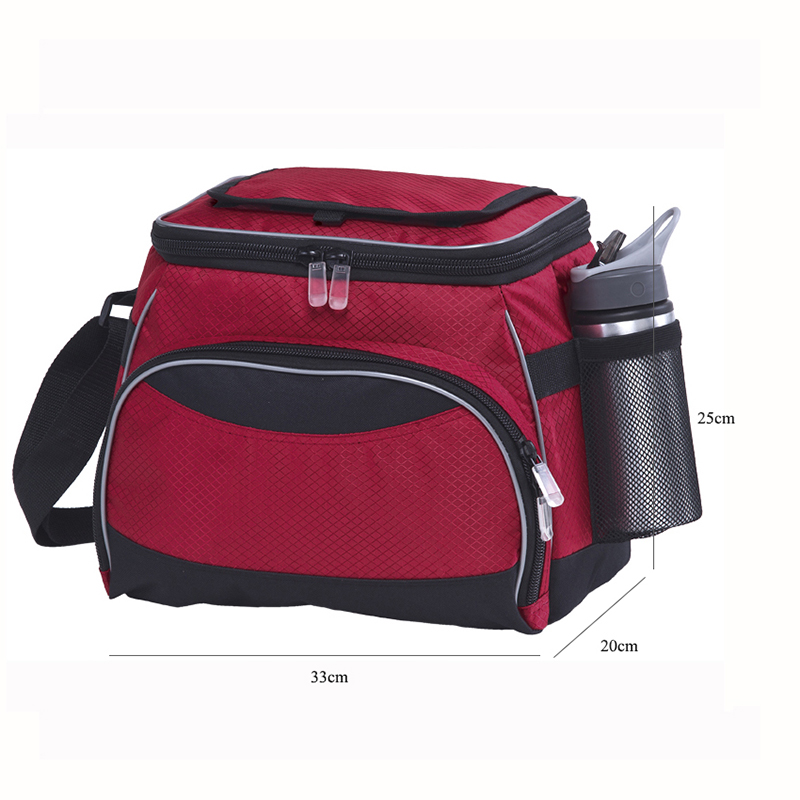 Outdoor insulated cooler picnic bag