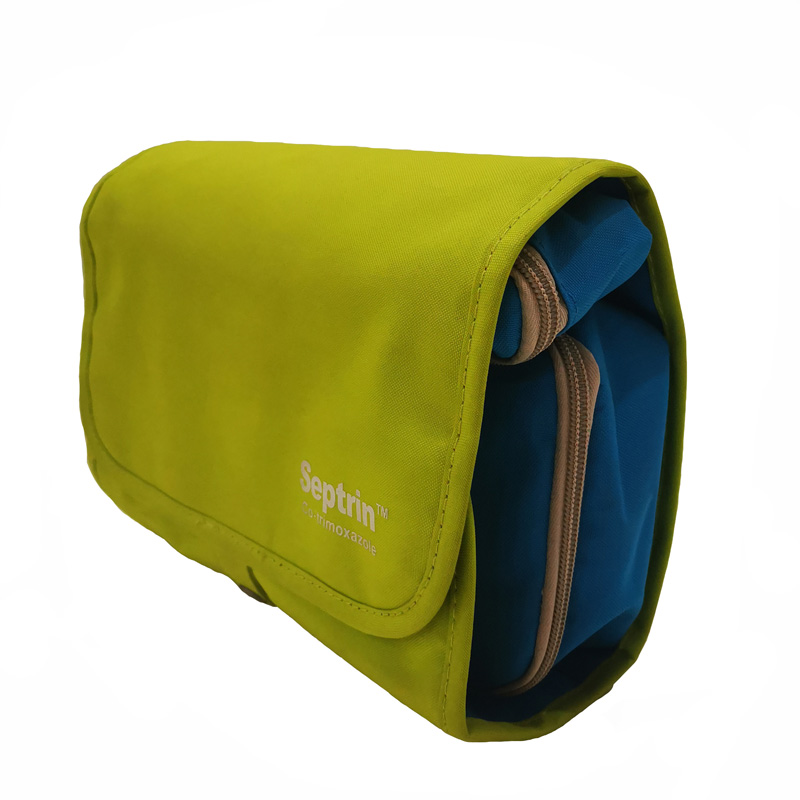 Large Capacity Toiletry Bag With Detachable Pouches